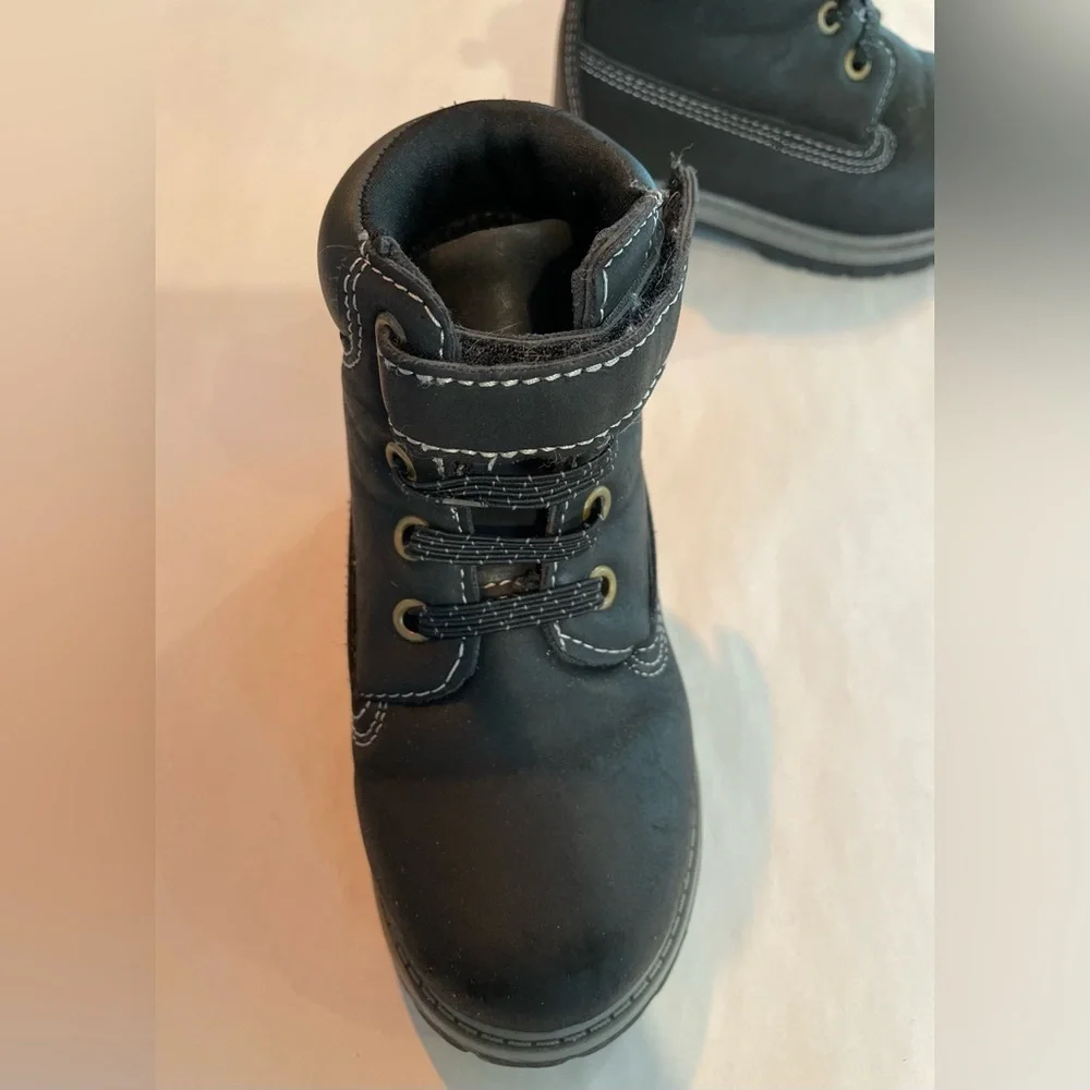 Black Boots in Toddler Size 7